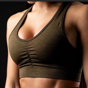 Alphalete amplify bra